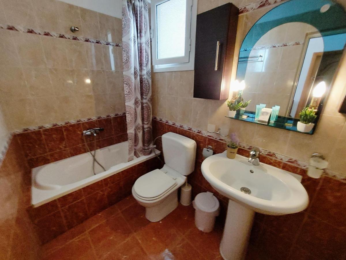 Orange Guest House Dhermi Exterior photo