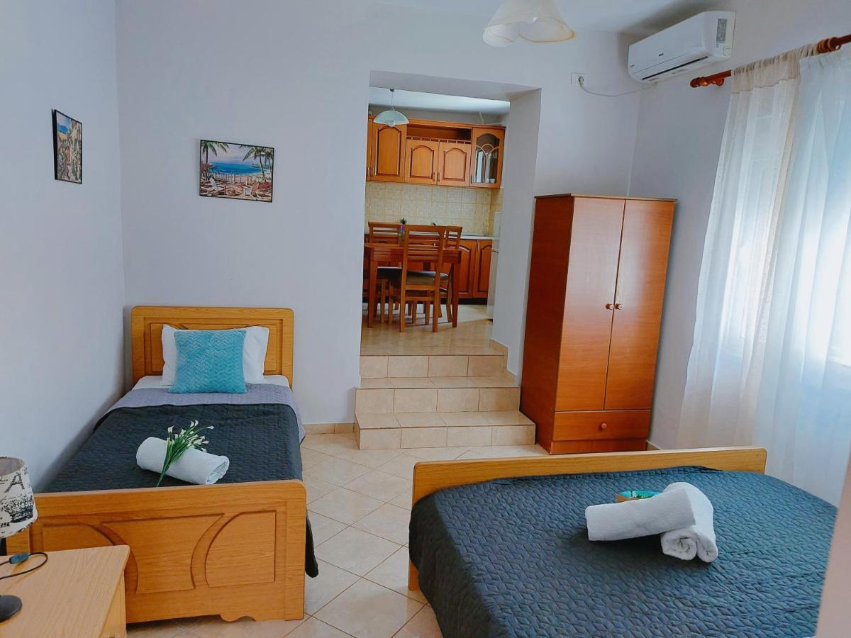 Orange Guest House Dhermi Exterior photo